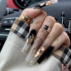 Meet your Posher, Eboni